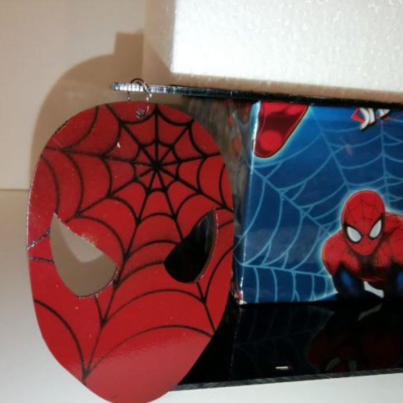 Spiderman Marvel Inspired Acrylic Cake Stand - Picture 2 of 4